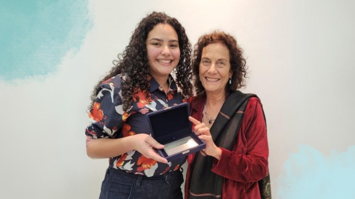 Priscila Alves, PIBIC (DSS) scholarship holder and member of the CIESPI ...